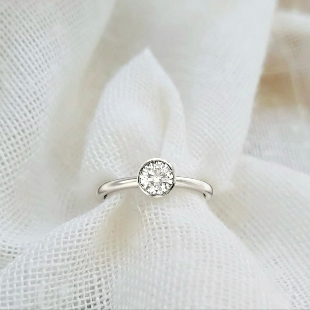 THE MW SIGNATURE SOLITAIRE