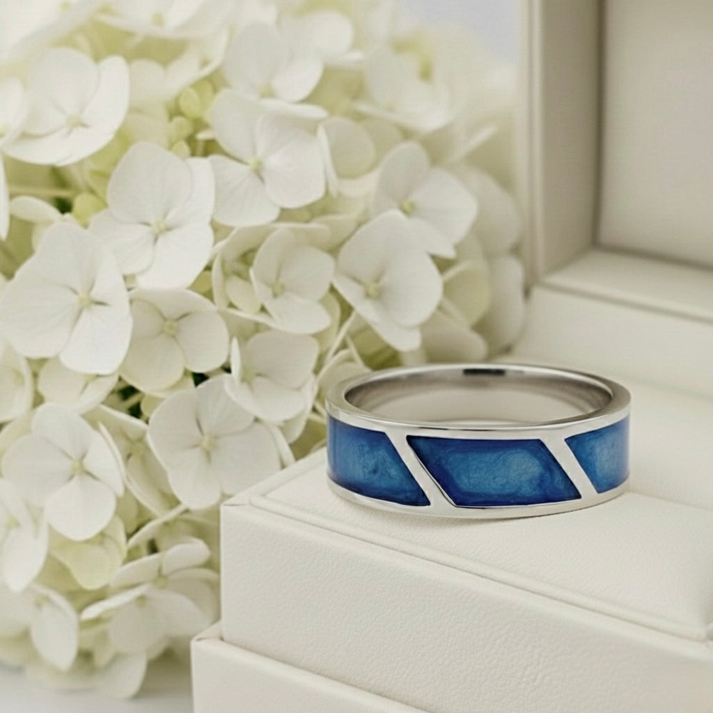 CHEVRON Mens Wide Ashes Ring