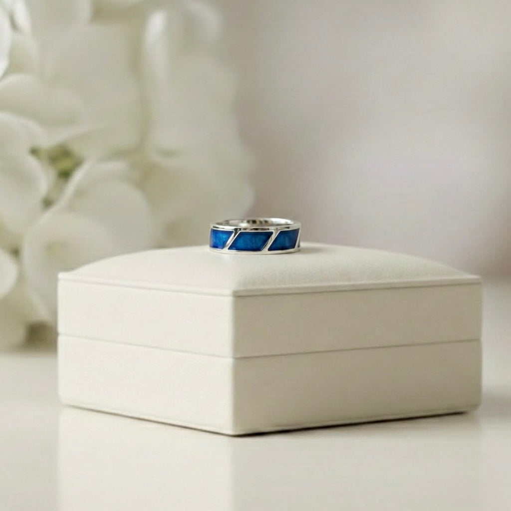 CHEVRON Mens Wide Ashes Ring