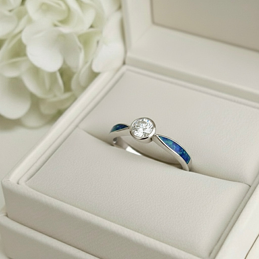 BELLA Solitaire Ashes Memorial Ring